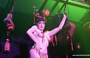 XXX Rebecca Xanh phi xec nhat ban cuộc xâm lược