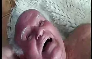 XXX Santa là trợ lý phim sex hay nhất nhật bản của một đường ống.