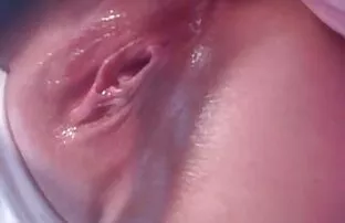 XXX Armenia thai với cái bụng lớn lấy một vòi hoa sen, máy sech nhật bản ảnh.