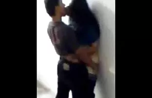 XXX Đêm nga, chồng vợ cho coi phim sex nhật bản